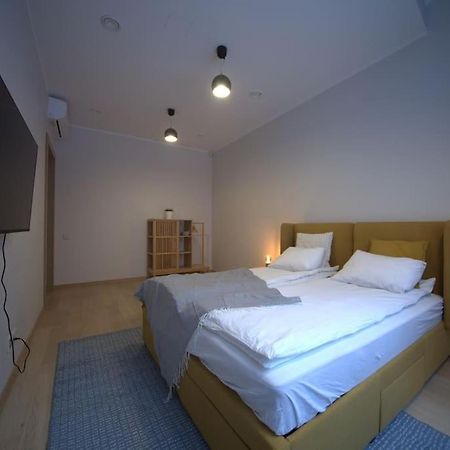 3 Bedroom Apartment In The Old/T Рига Екстериор снимка